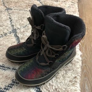 Sorel Tivoli II Winter Blanket Boots
